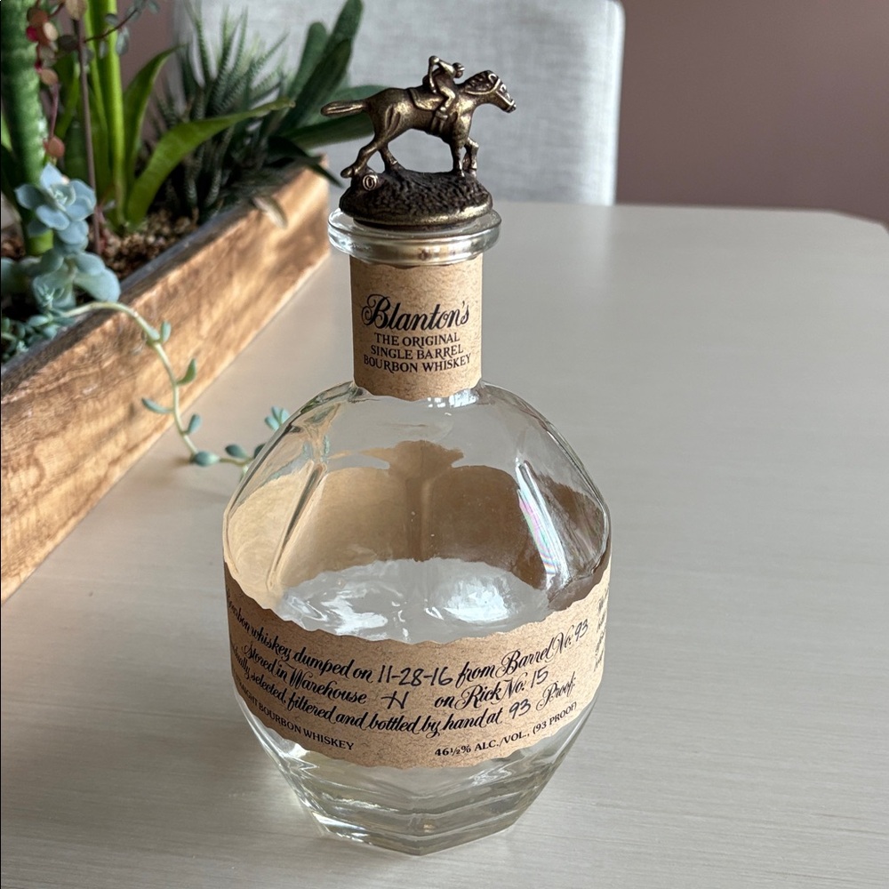 BLANTON’S Empty 750ml Bourbon Whiskey Bottle Jockey Stopper ‘O’ 2016